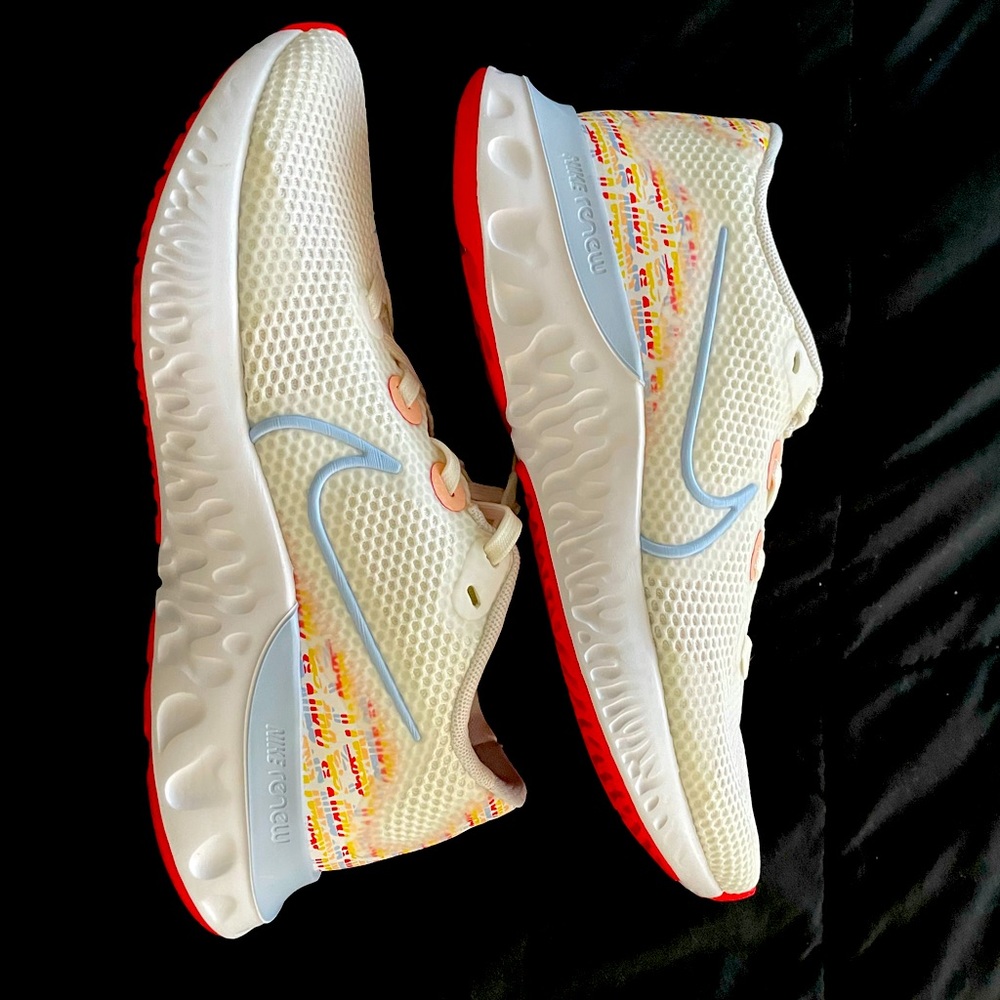 NWT Nike Renew Run Sneakers “White”